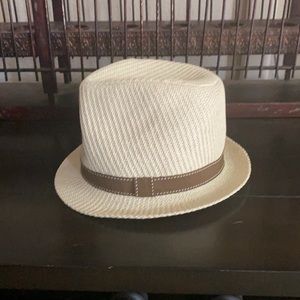 Fedora 18-24 Months with no flaws